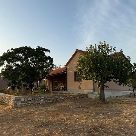 Relax And Unwind: Family-Friendly House Near Zadar In Zagrad Villa Ngoại thất bức ảnh