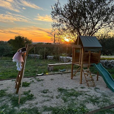 Relax And Unwind: Family-Friendly House Near Zadar In Zagrad Villa Ngoại thất bức ảnh