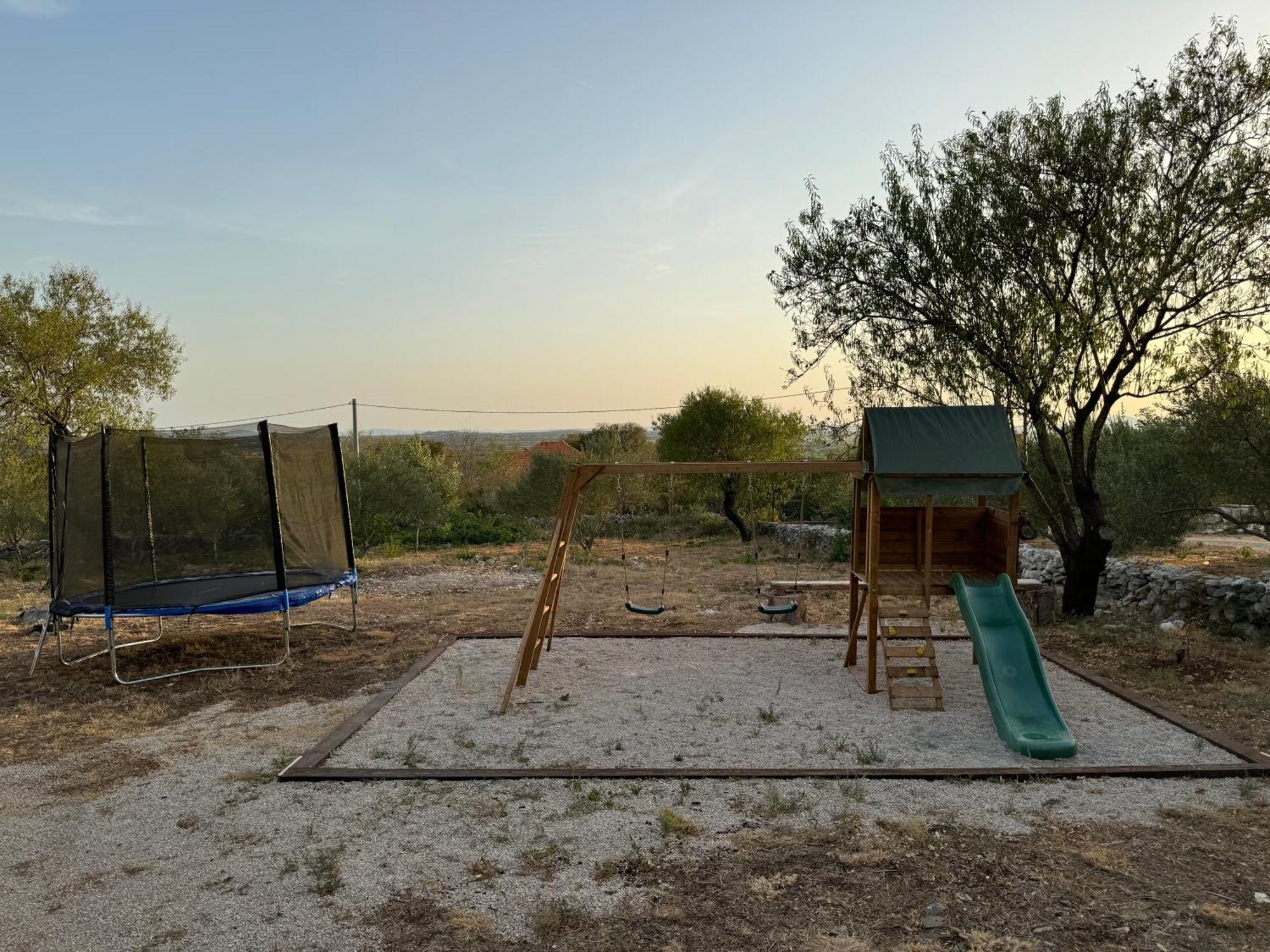 Relax And Unwind: Family-Friendly House Near Zadar In Zagrad Villa Ngoại thất bức ảnh